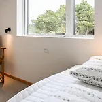 Сasa de vacaciones 8 Bedroom Lovely In *